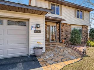 10765 Boundary Creek Ter N, Maple Grove, MN 55369