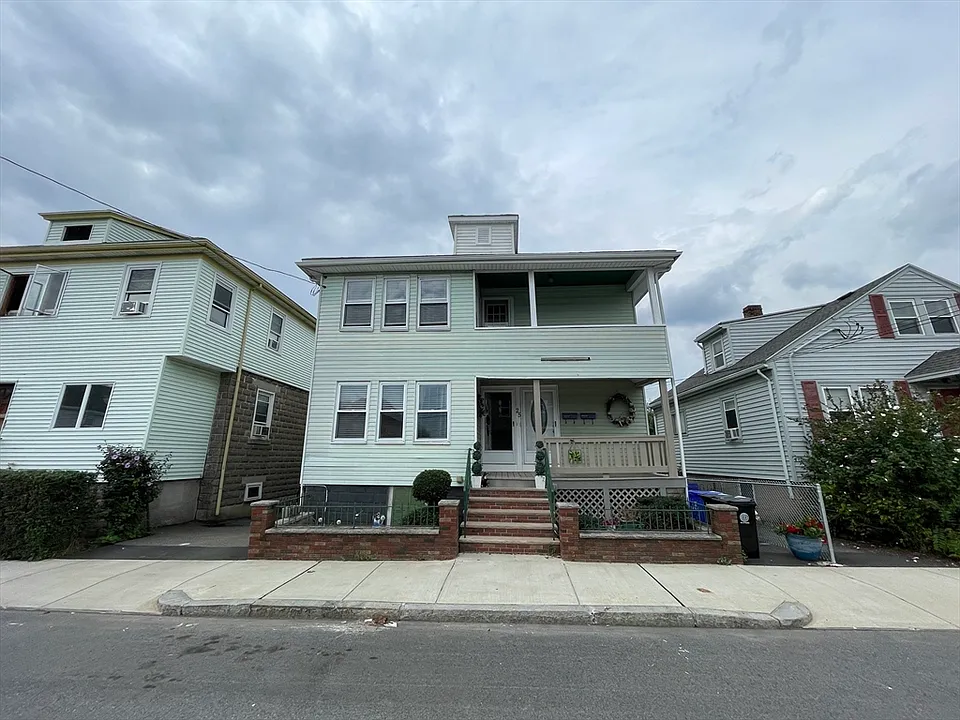 25 Hanover St #2