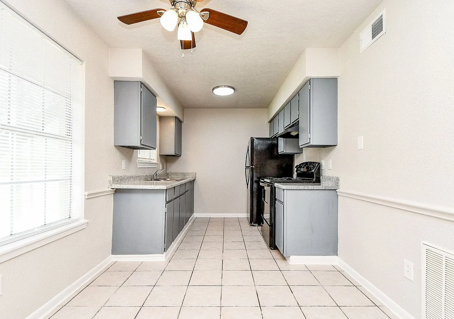 Katy Oaks 1526 — Photo 2