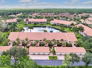 2415 Bayou Ln APT 16, Naples, FL 34112