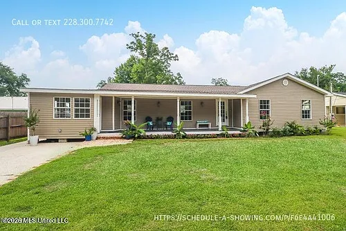912 Maple St Photo 1