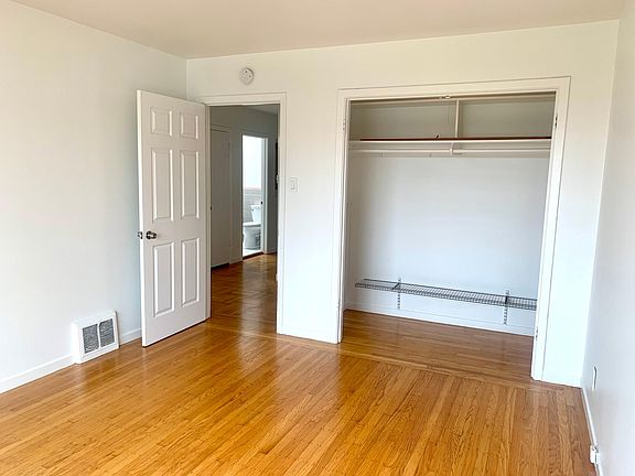 3rd image of 3621 Taraval St Unit 2