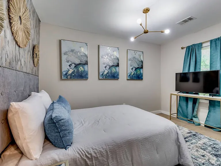 1280 Kenilworth Dr SW — Photo 6
