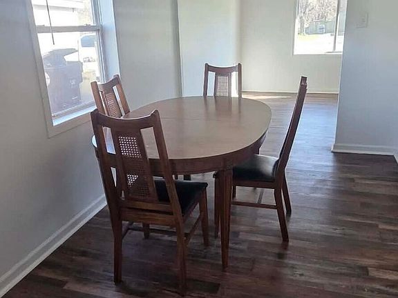 4th image of 14200 Joyce St