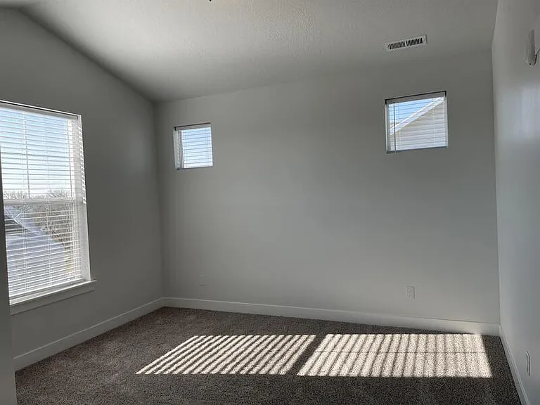 302 W 435 N #1 — Photo 19