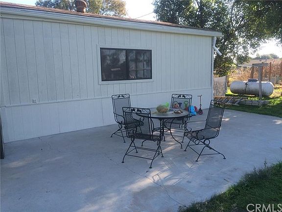 4th image of 5872 Bronson Ln