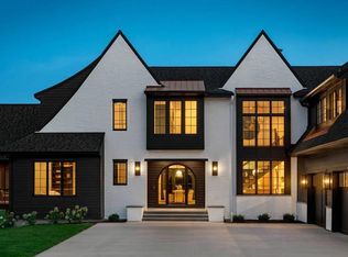 2224 Bridgevine Ct, Independence, MN 55359