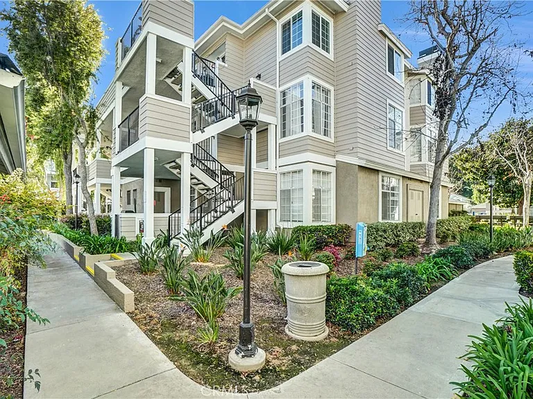 23412 Pacific Park Dr #32D — Photo 2