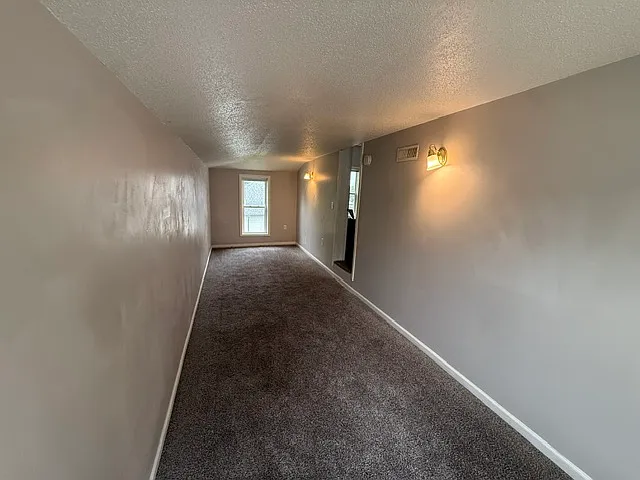 400 S Main St #2 — Photo 14