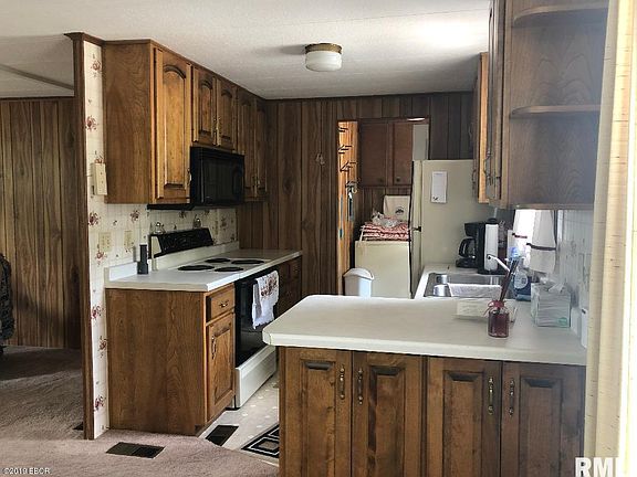 5th image of 12637 N Shoreland Dr
