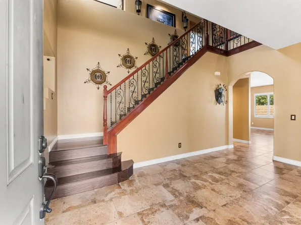 3107 San Luis Dr, Lancaster, CA 93535