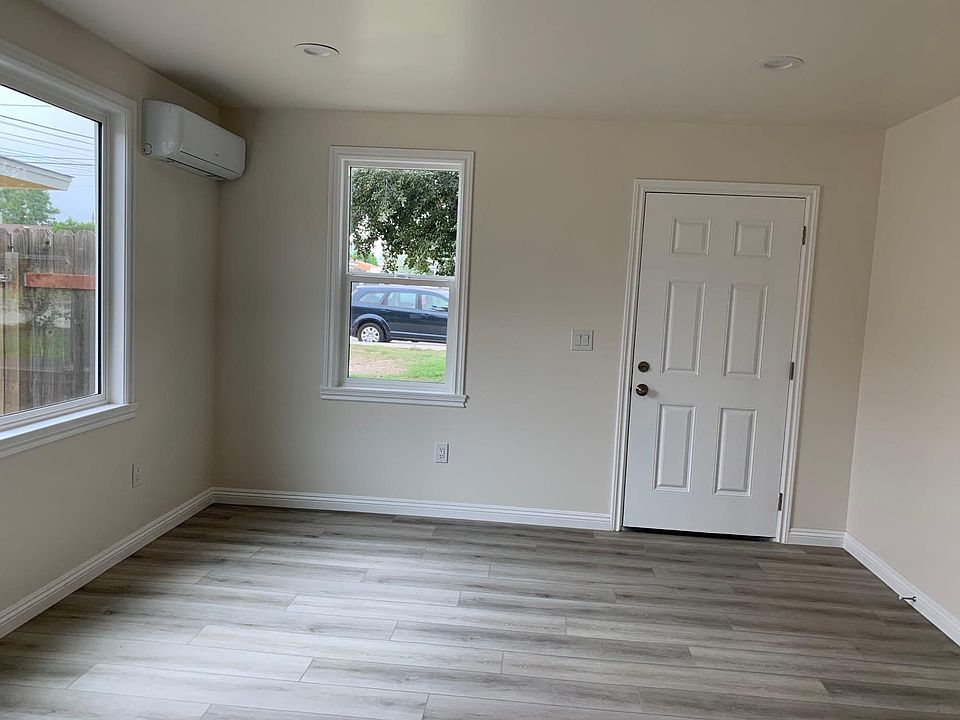 502 W 1st St, Azusa, CA 91702 Zillow