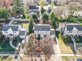 239 Manchester Rd, River Edge, NJ 07661