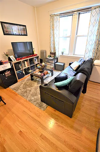 40 Symphony Rd #3 Photo 1