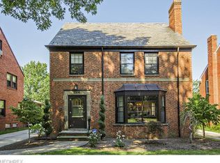 2308 Glendon Rd, University Heights, OH 44118