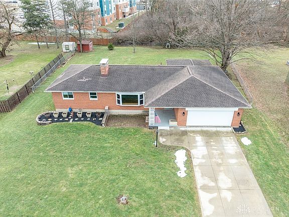 3rd image of 3967 Reinwood Dr