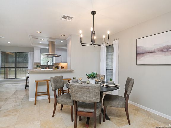 3rd image of 25311 Broad Oak