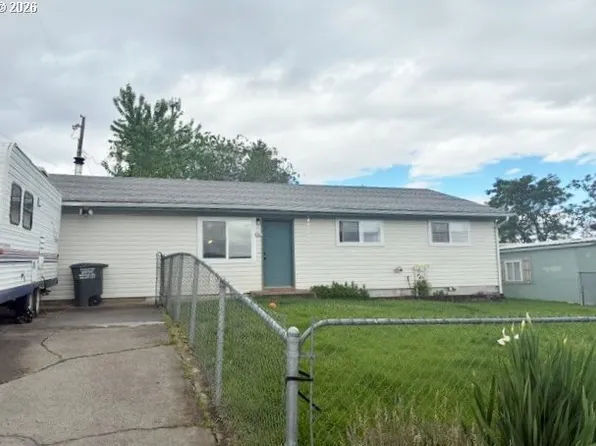 829 SE 9th St, Pendleton, OR 97801
