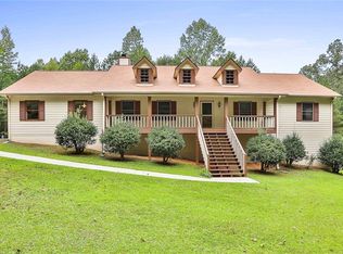 10530 Rivertown Rd, Chattahoochee Hills, GA 30268