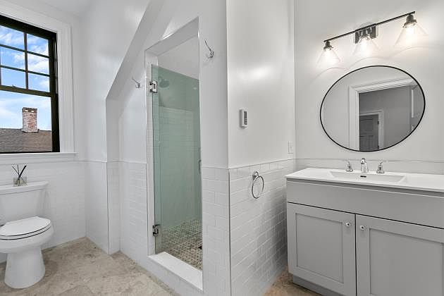 "Kenwood" - 2BR / 2 & 1/2 BA @ 96 East Ave