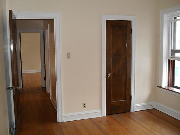s.bed room