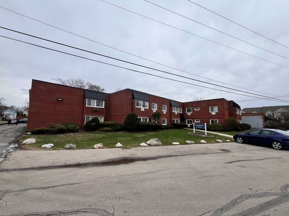 170 E Lake St #103-R