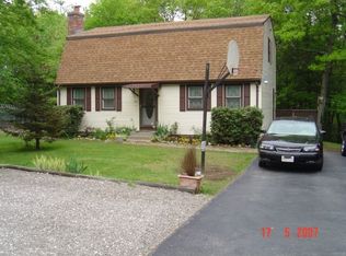 66 Mill St, Franklin, MA 02038