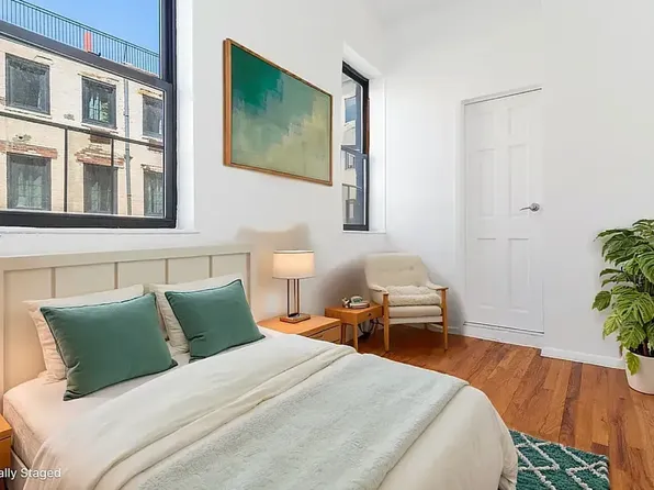 126 Elizabeth Street image 3 of 4