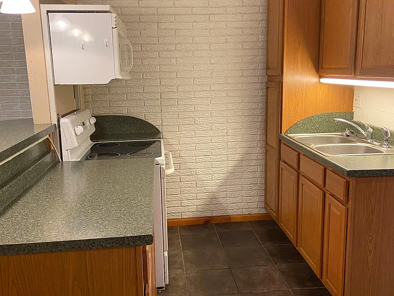 4012 Dupont Cir #216 — Photo 4