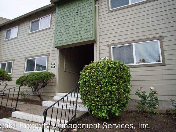 2nd image of 1561 SE Stark St #5251983