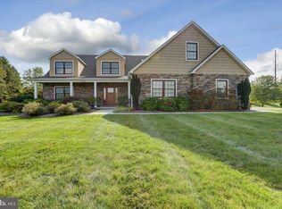 1410 Wellgate Ln, Mechanicsburg, PA