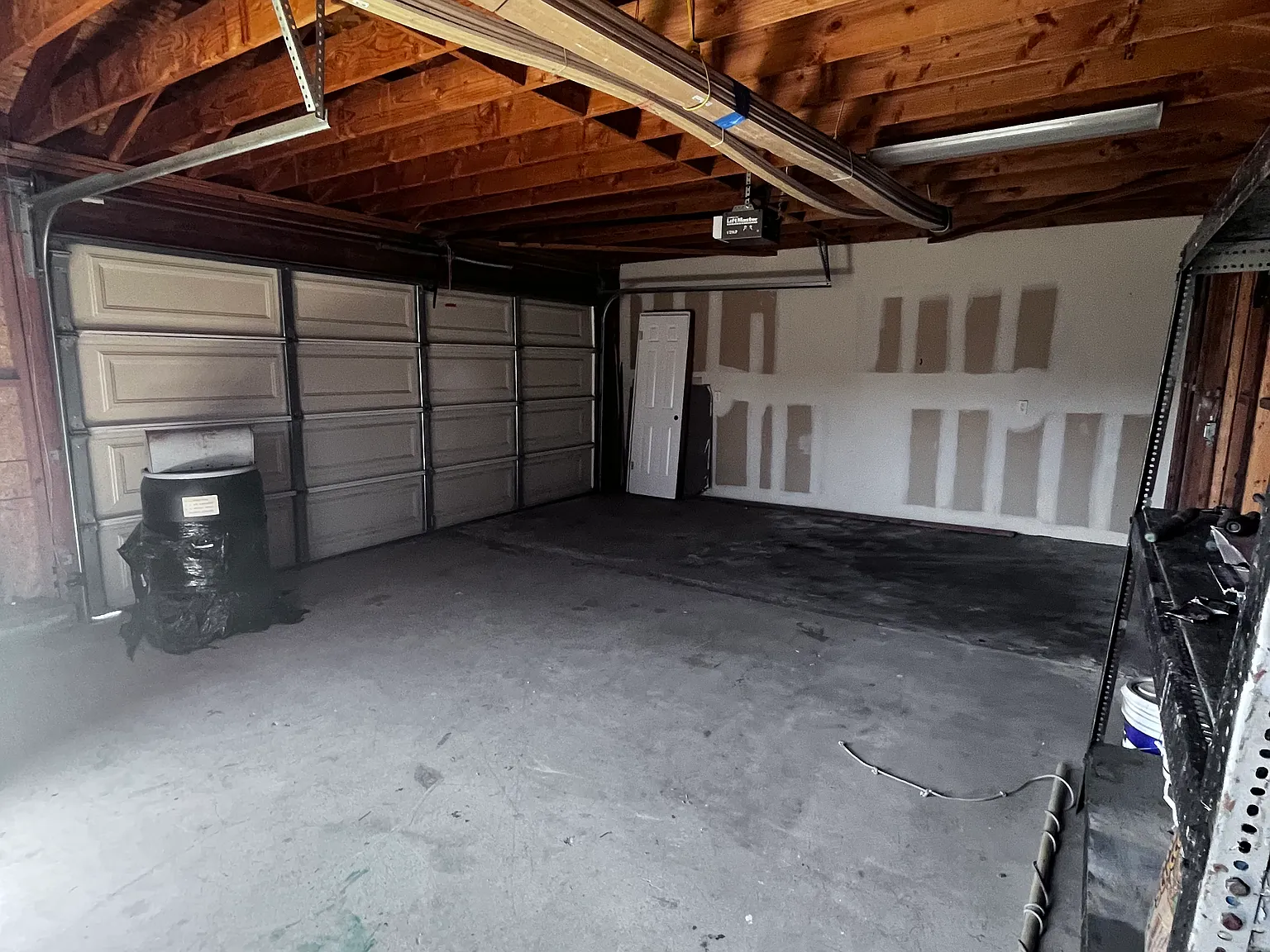 2 bed, 1.5 bath, 500 sqft, $3,000 — Photo 2