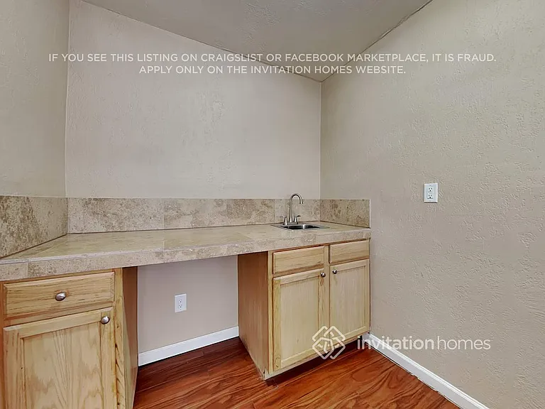 1819 W Oraibi Dr — Photo 15