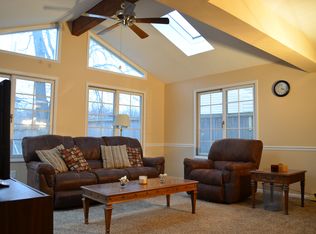 6029 Edgebrook Blvd, Parma Heights, OH 44130