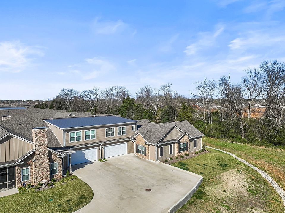 1st image of 2612 Stonecenter Ln