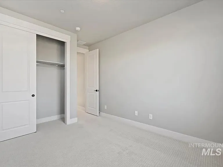 404 Hidden Mill Ct — Photo 29