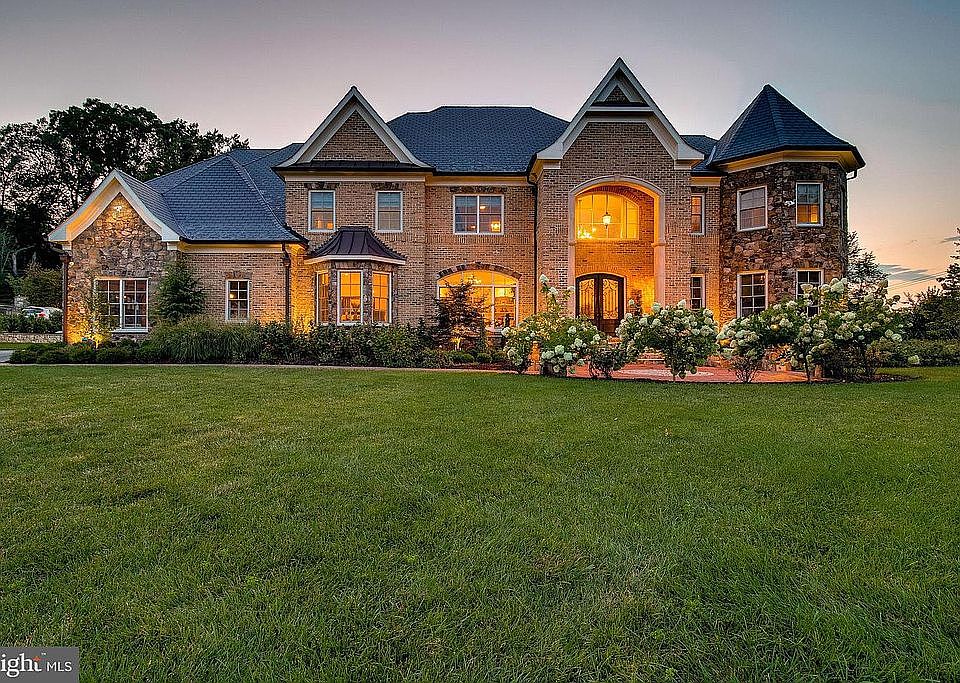 1st image of 957 Mackall Farms Ln