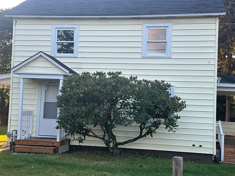 525 Cherry Ln — Photo 1