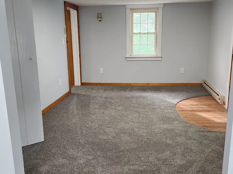 339 Keasbey St #B — Photo 4