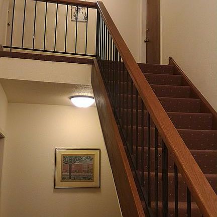 2nd image of 912 Knottingham Dr APT 2B