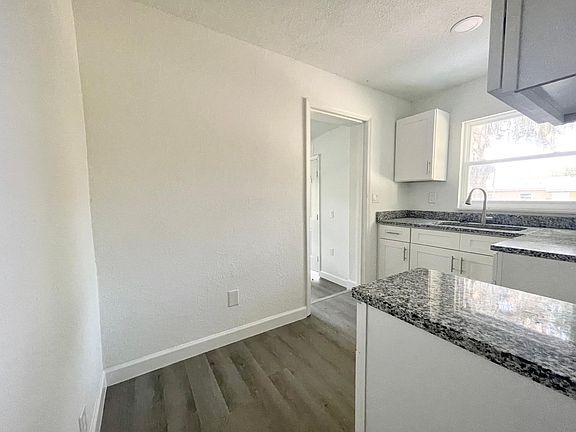 4th image of 2348 Section Dr #2348