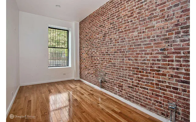 Rented by Douglas Elliman | media 14