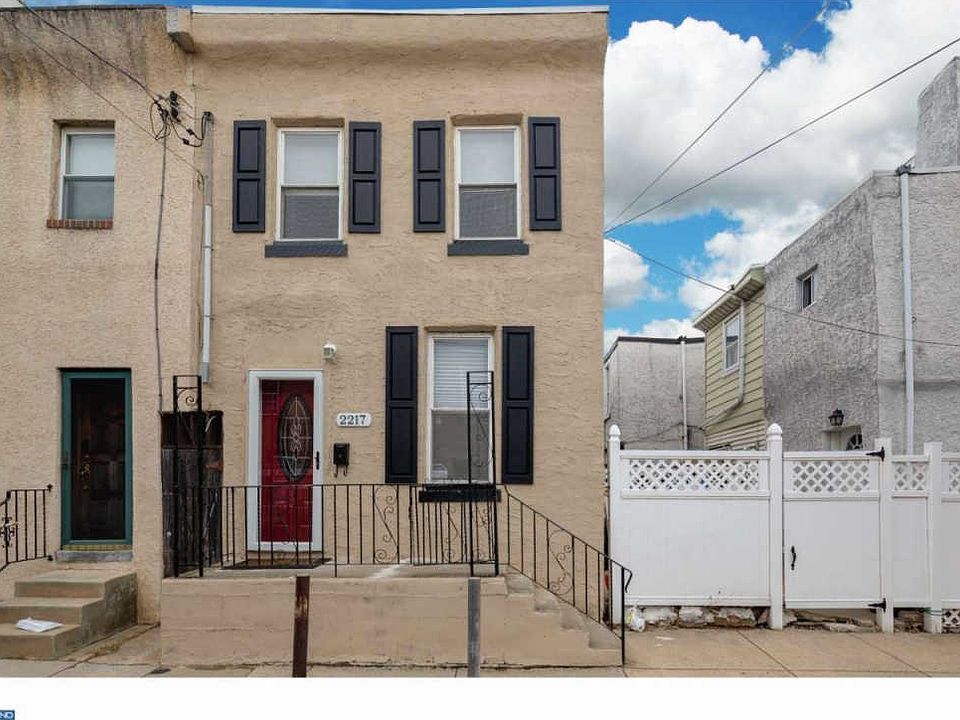 1st image of 2217 E Oakdale St