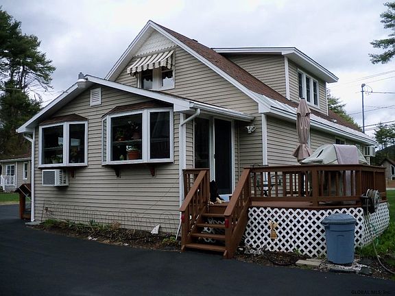 2nd image of 585 Lake Ave