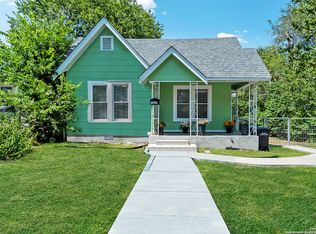 1619 W Ridgewood Ct, San Antonio, TX 78201