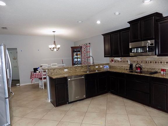4th image of 3143 Hidden Meadows Ct