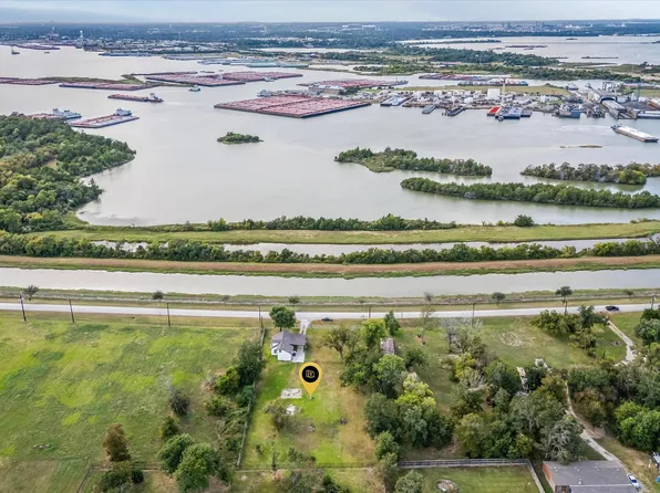 254 Independence Pkwy N, Baytown, TX 77520