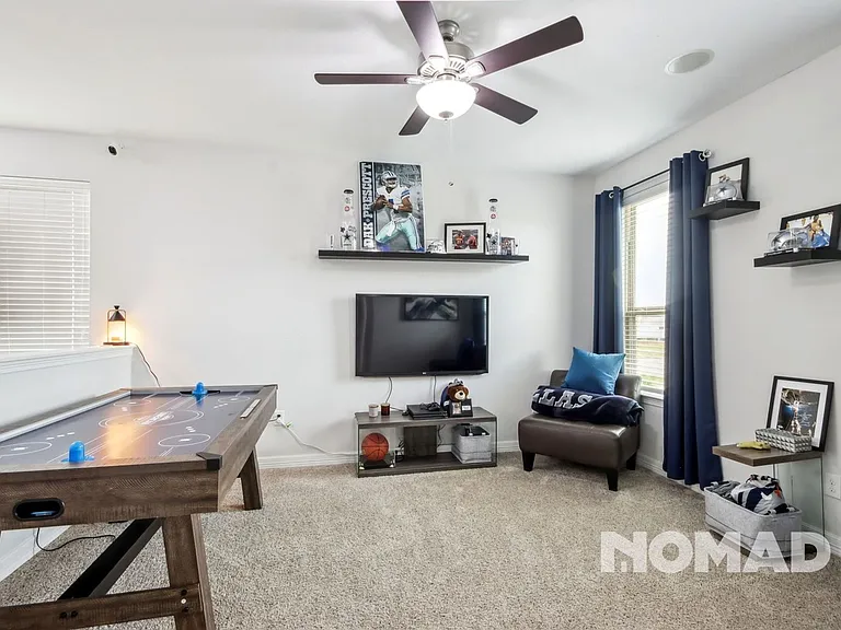 4303 Cottonwood Creek Ln — Photo 16