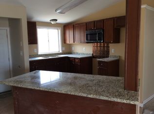 23036 Oak Crest Ave, Oak Park, MI 48237