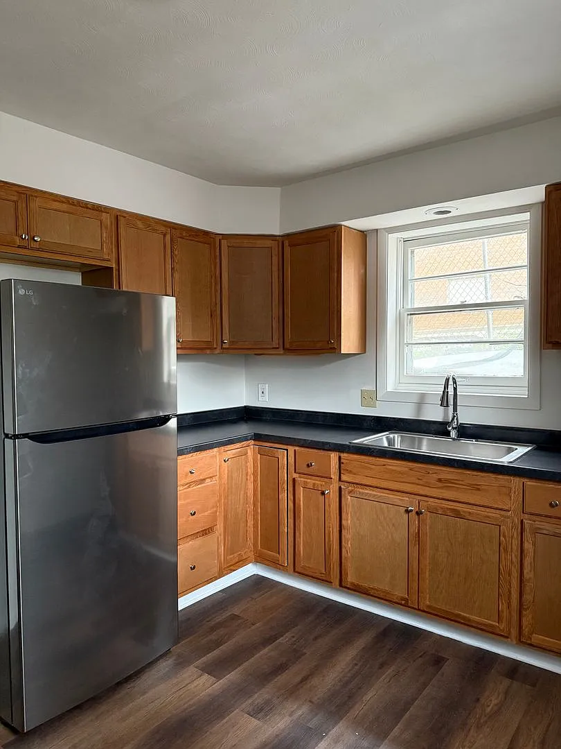 Affordable Apartment Community Comfortable Living in a Convenient Location — Photo 2